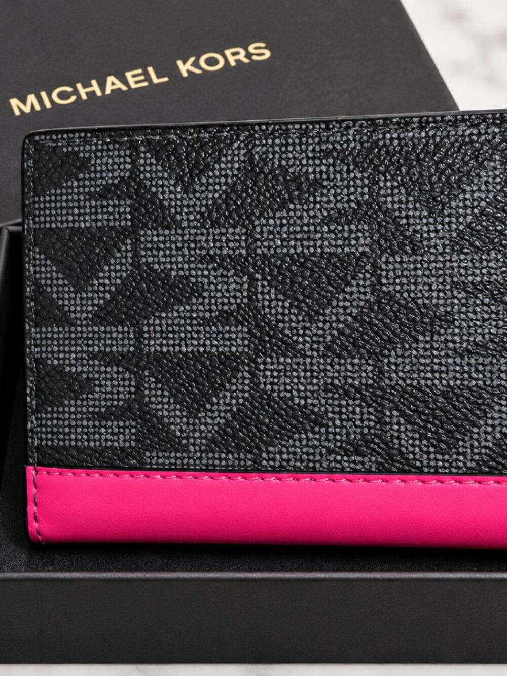 Michael Kors Jet Set Folding Card Case Black Dragonfruit 86S5SMND1B New